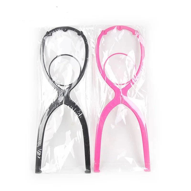 Lightweight wig holder for synthetic and human hair wigs