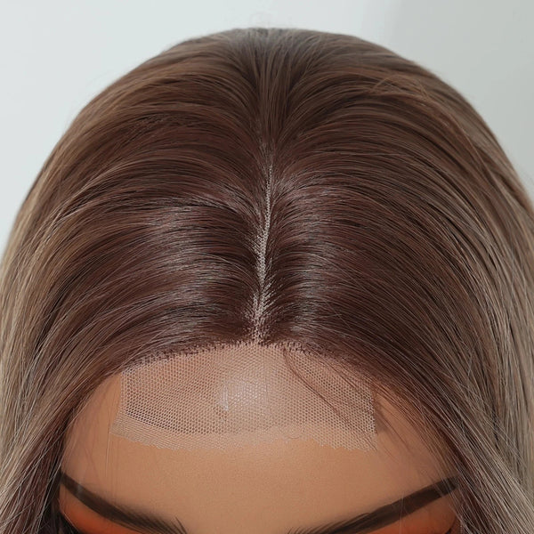 Platinum blonde wig with middle part – heat friendly